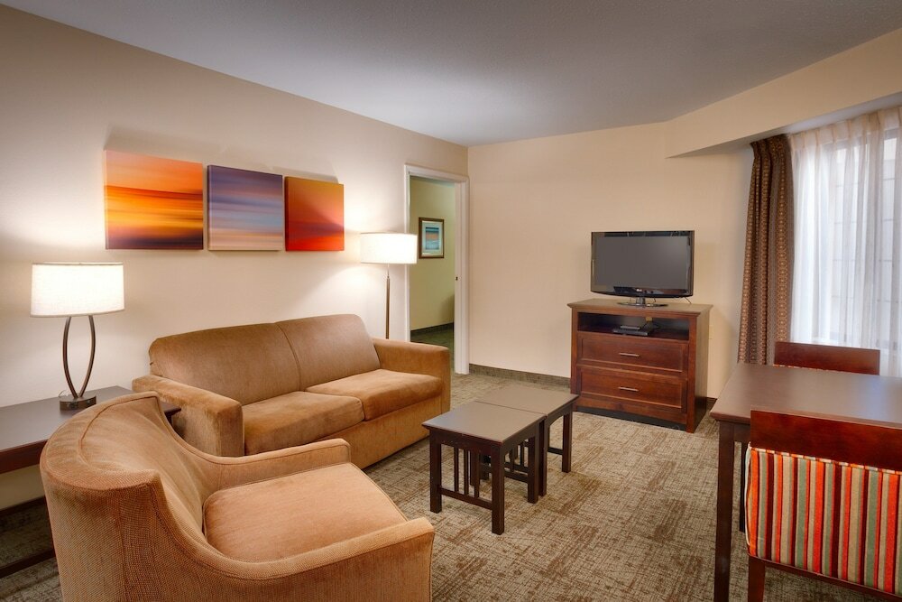 Фото Staybridge Suites Downtown Peoria, an Ihg Hotel