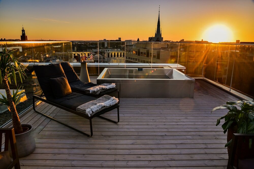 Фото Hotel At Six