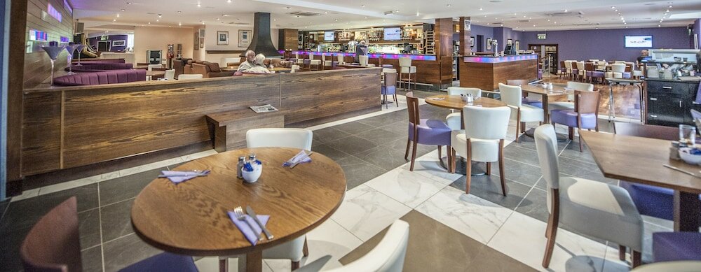 Фото Parklands Hotel & Country Club