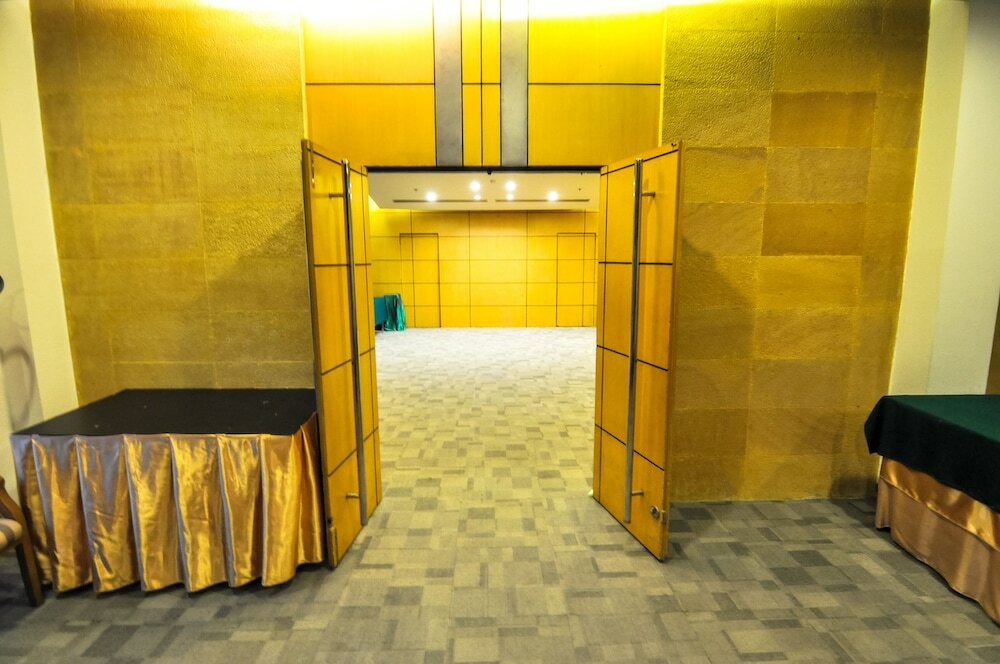 Фото Gold Orchid Bangkok