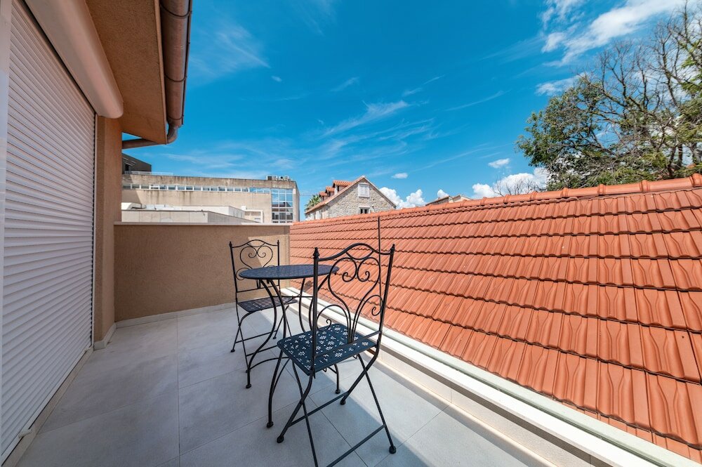 Фото Azur Palace Luxury Rooms