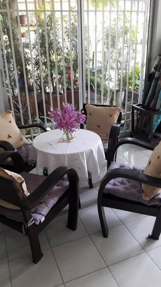 Фото Admire House