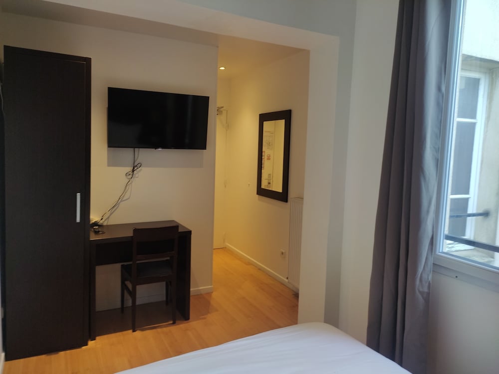 Фото Luxelthe Hotel