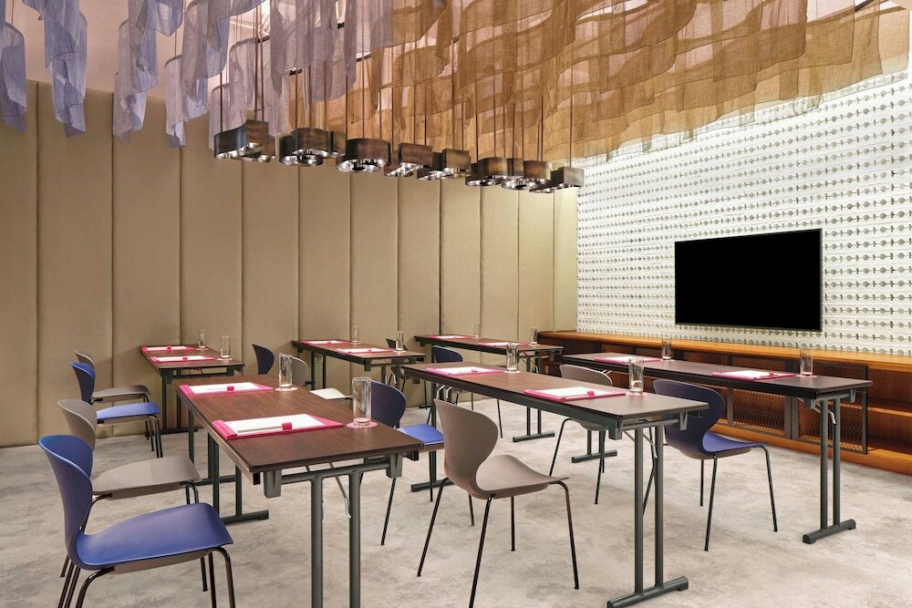 Фото Aloft Bali Seminyak