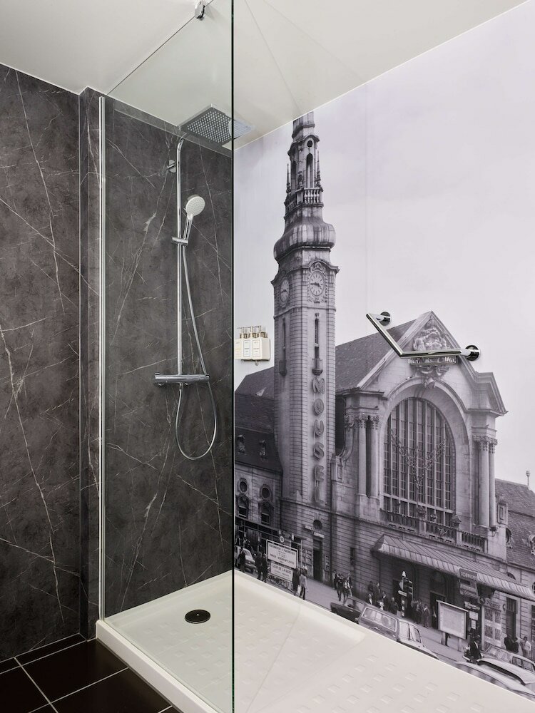 Фото Park Inn by Radisson Luxembourg City