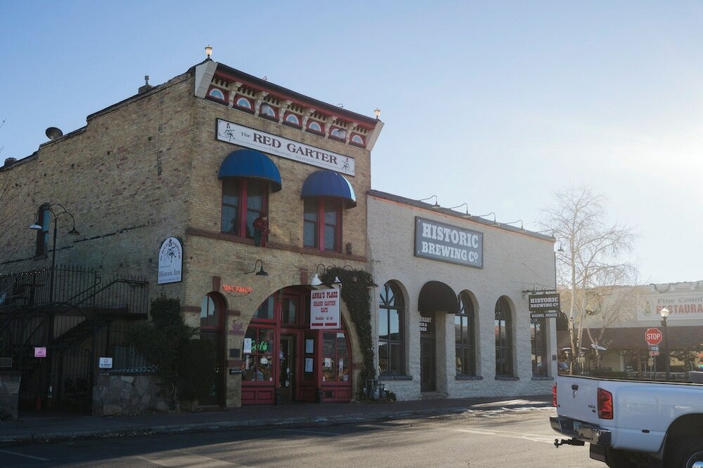 Фото Red Garter Inn