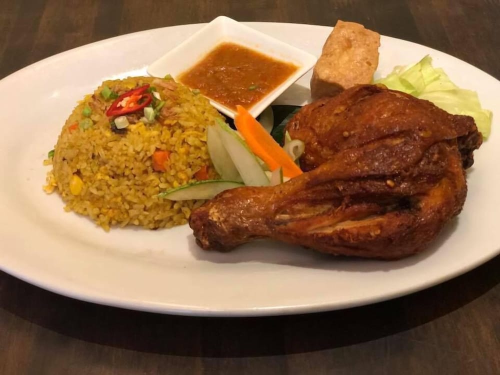 Фото The Orchid Hotel