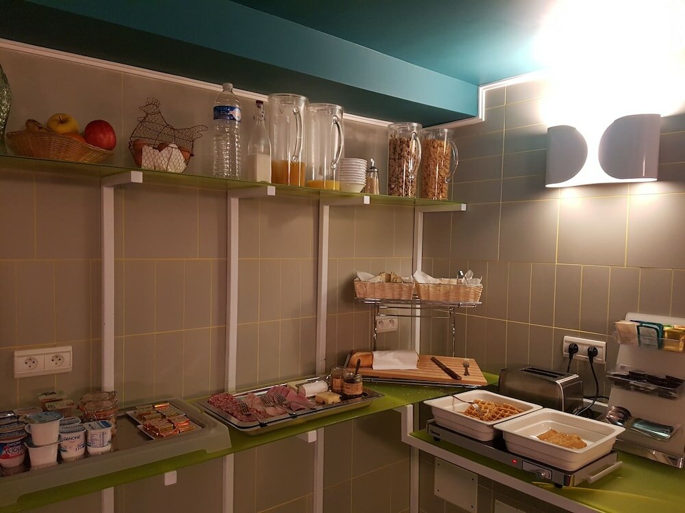 Фото Hotel Les Cigales