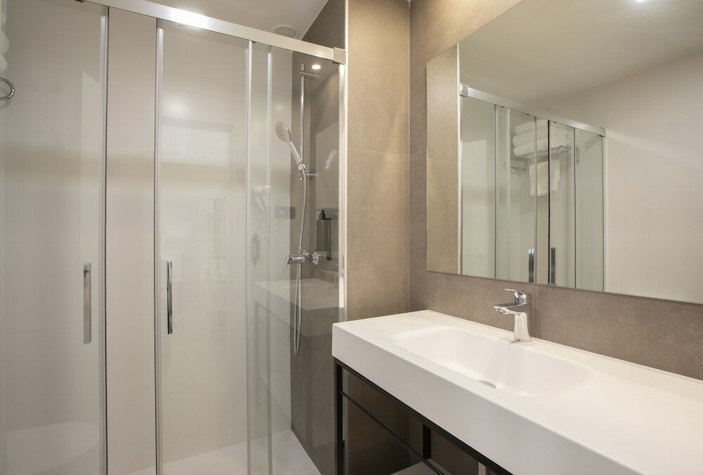 Фото Hotel Porcel Ganivet