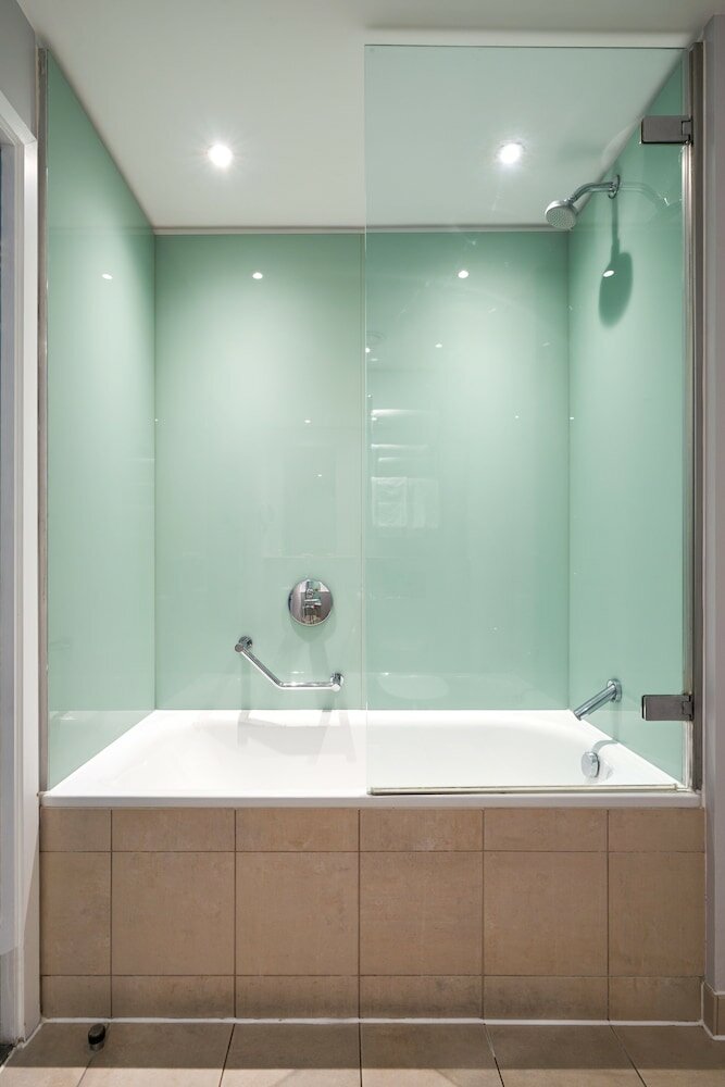 Фото Thistle London Park Lane