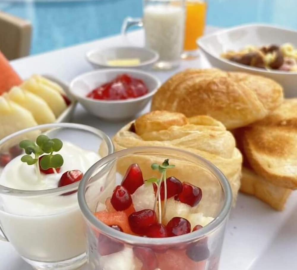 Фото Terra Nara Hotel Pattaya