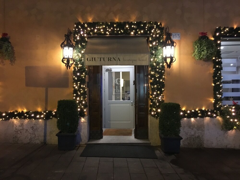 Фото Giuturna Boutique Hotel