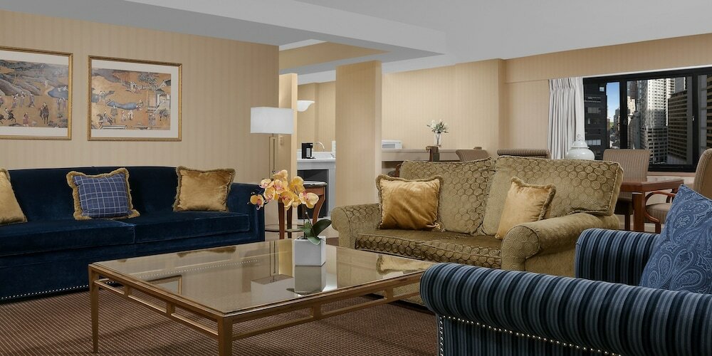 Фото The Manhattan at Times Square Hotel