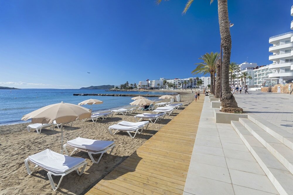 Фото Hotel Ibiza Playa
