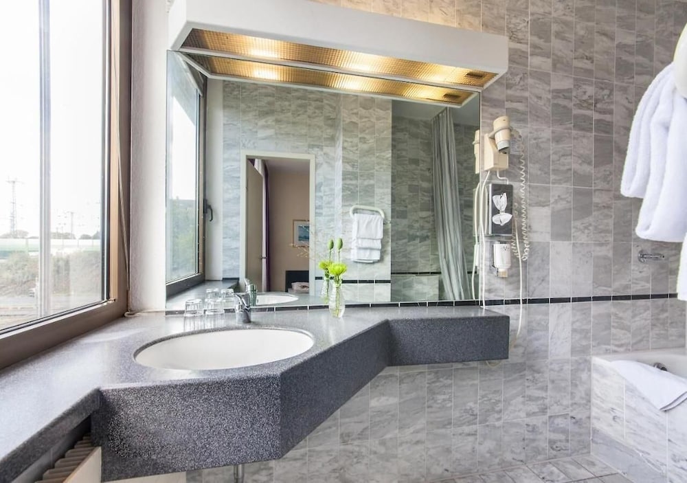 Фото Hotel Mirage