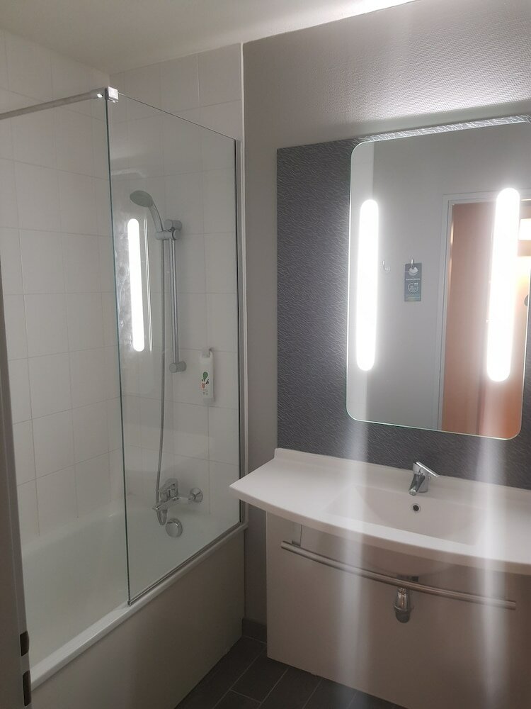 Фото Ibis Ales Centre Ville