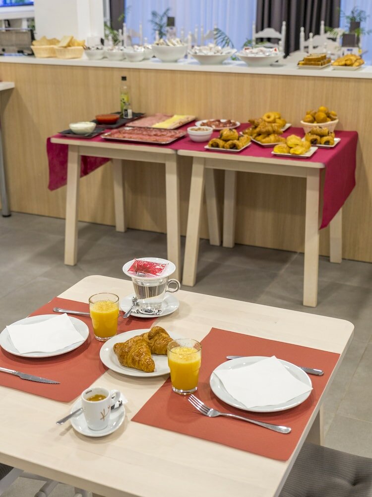 Фото Hotel Victoria