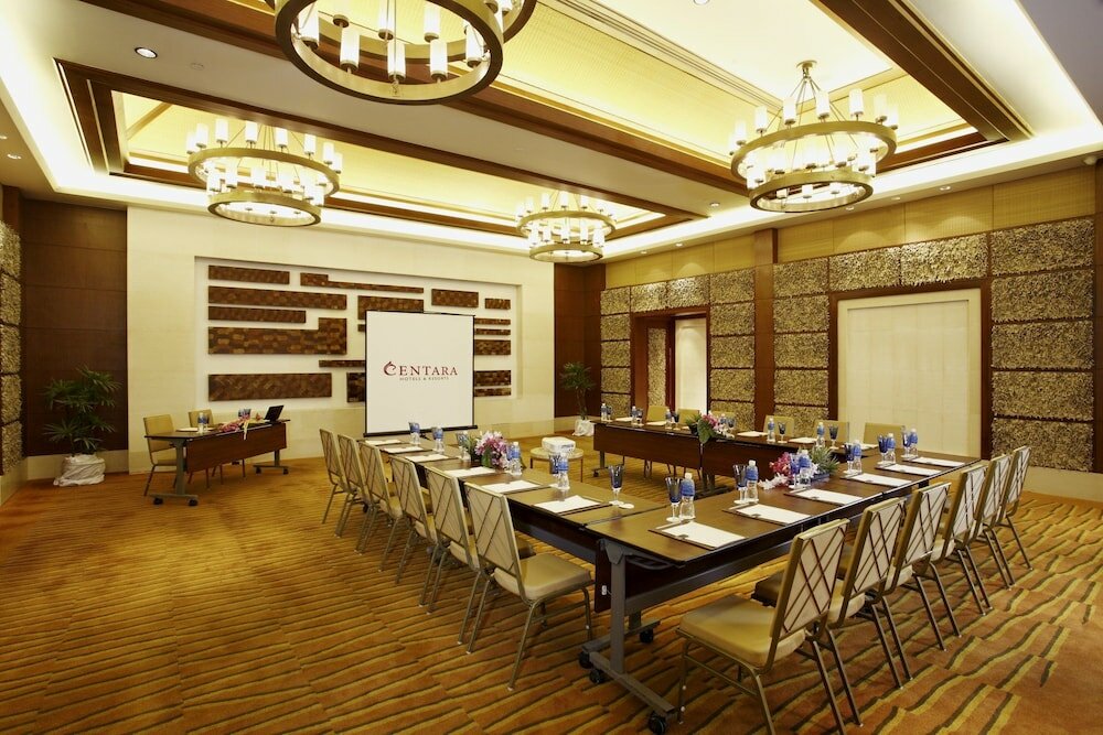 Фото Centara Grand Beach