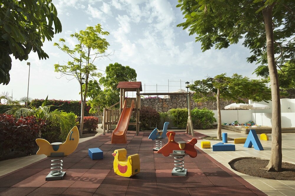 Фото 153072904673