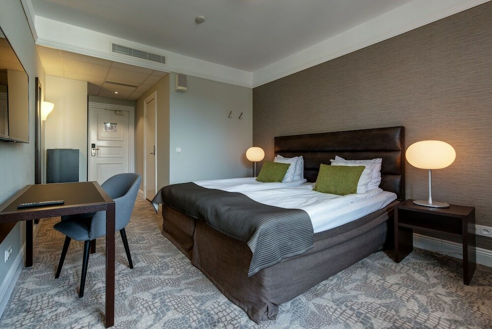 Фото отеля 2