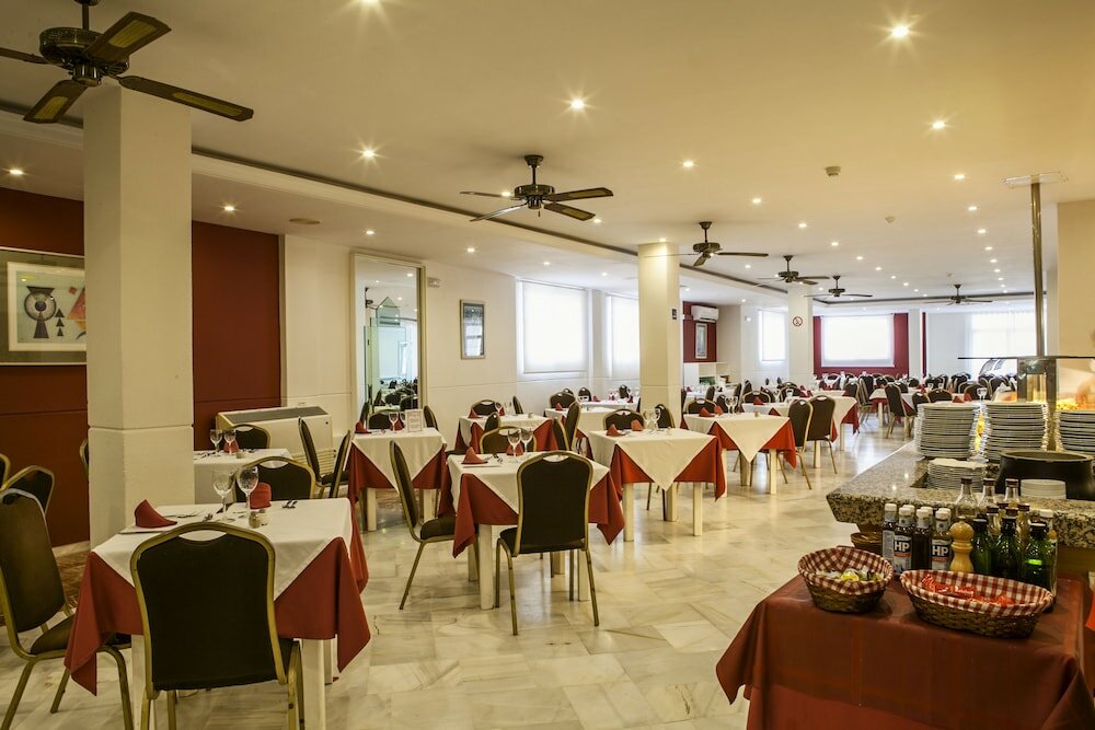 Фото Nerja Club by Dorobe Hotels