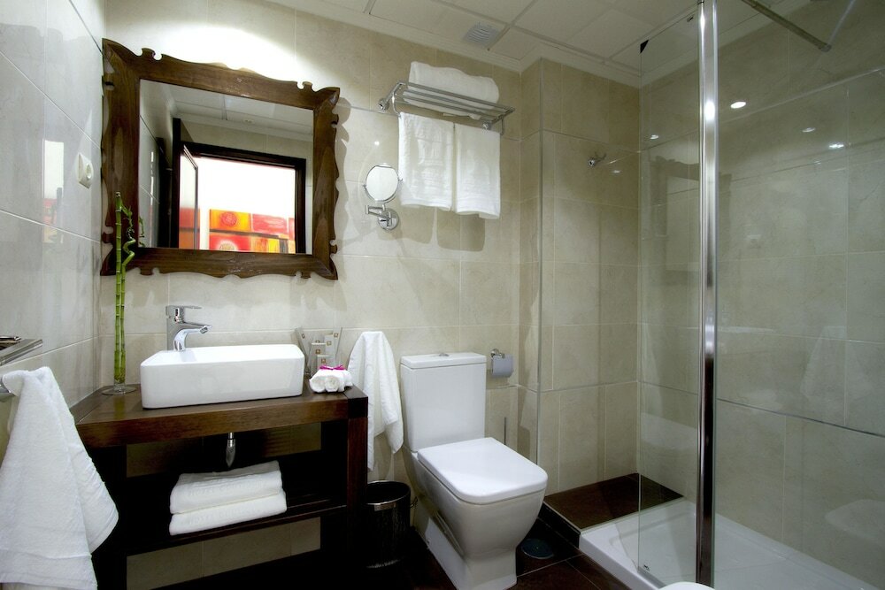 Фото Отель Moon Dreams Torremolinos - Adults Recommended