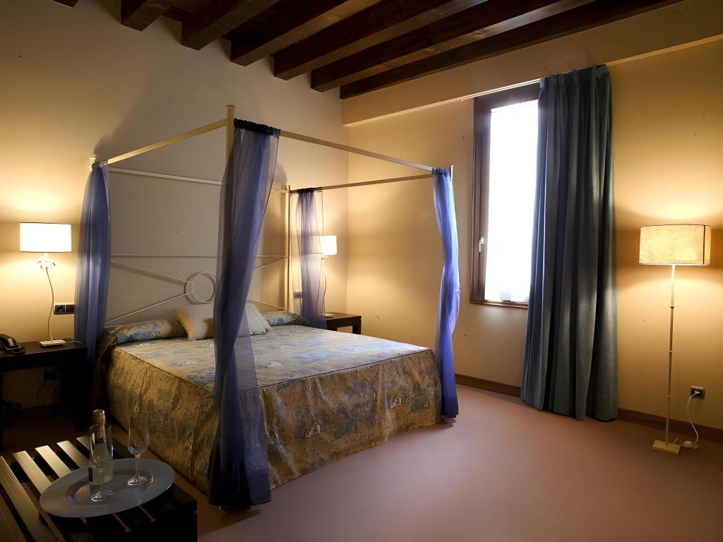 Фото Hotel Palacio San Facundo