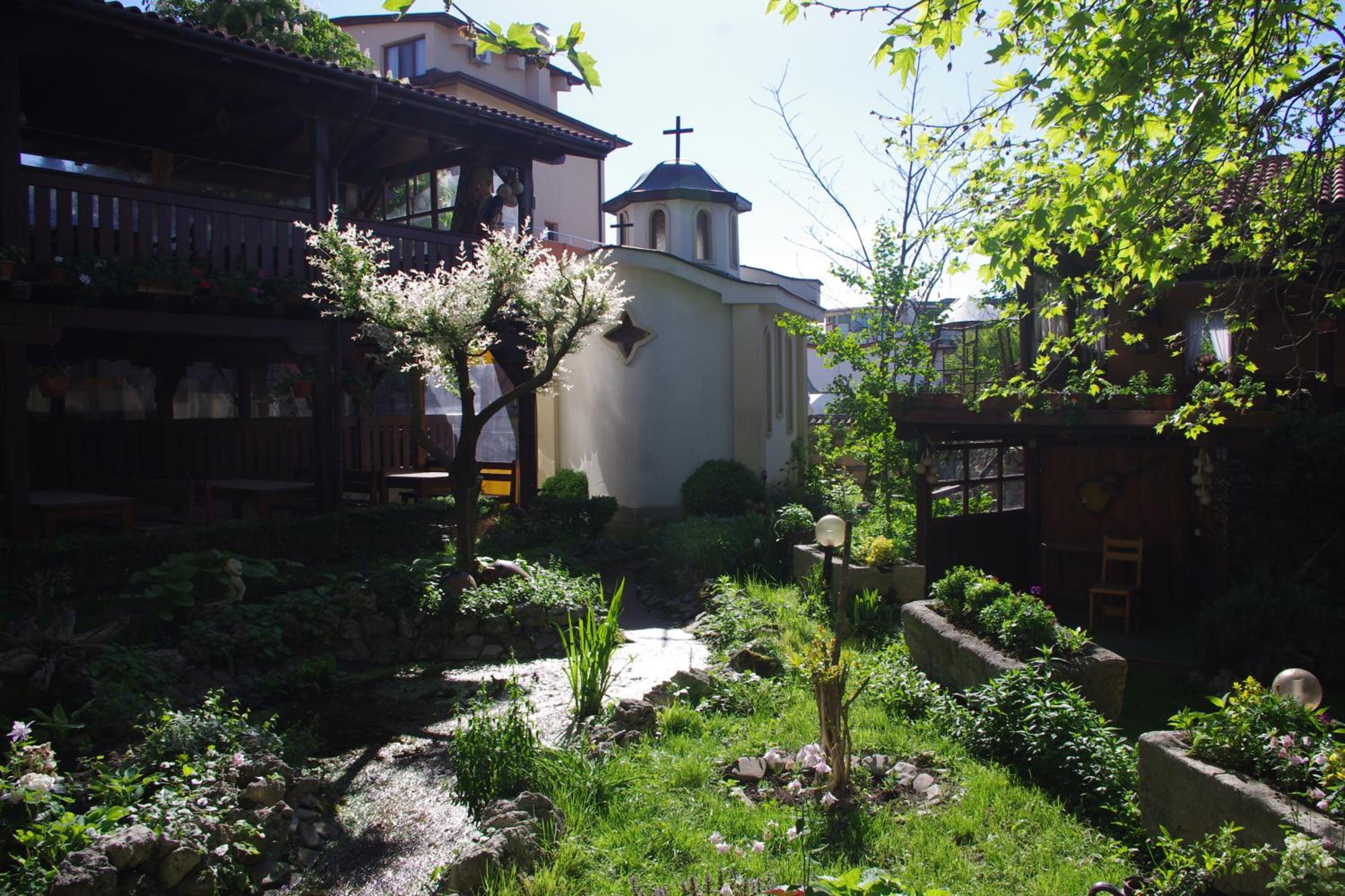 Фото Hotel Izvora