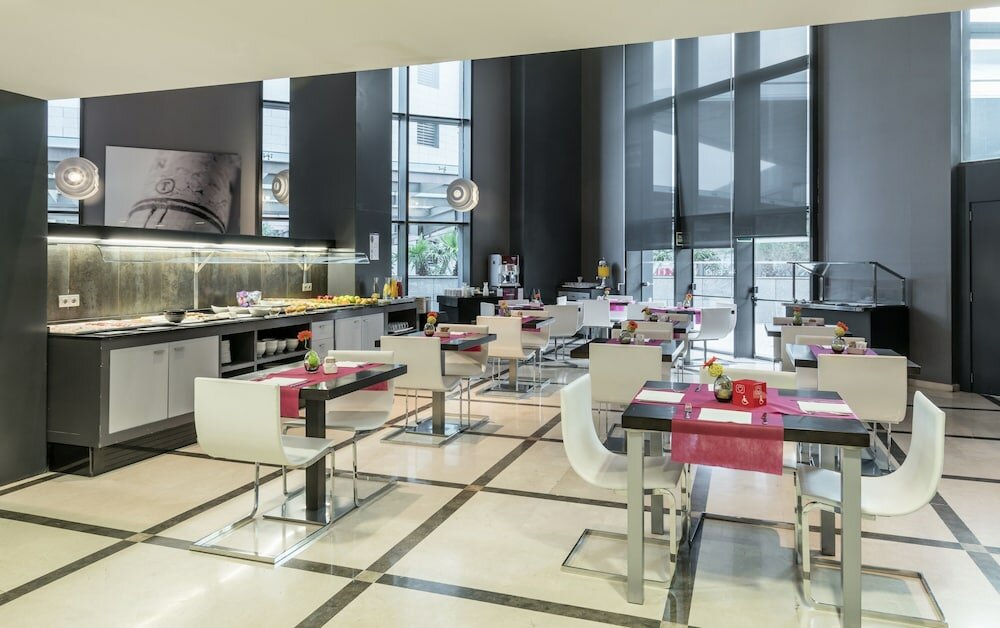 Фото Ilunion Aqua 4