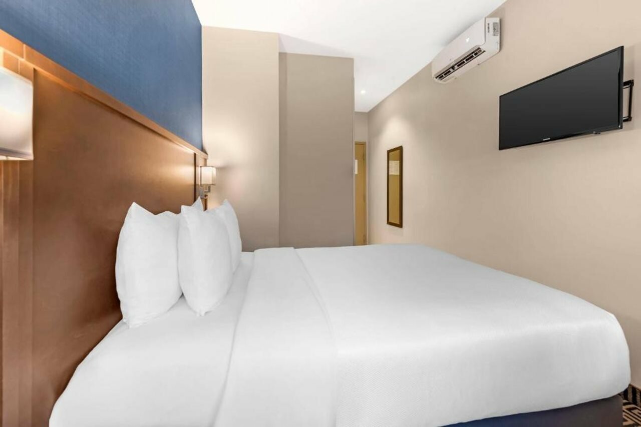 Фото Quality Inn Centre-Ville