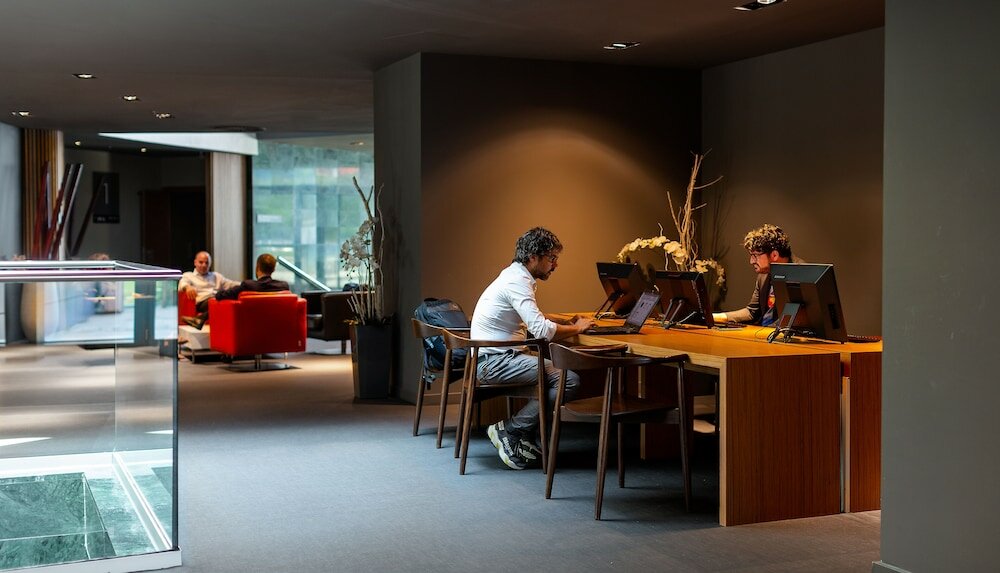 Фото Barcelona Airport Hotel