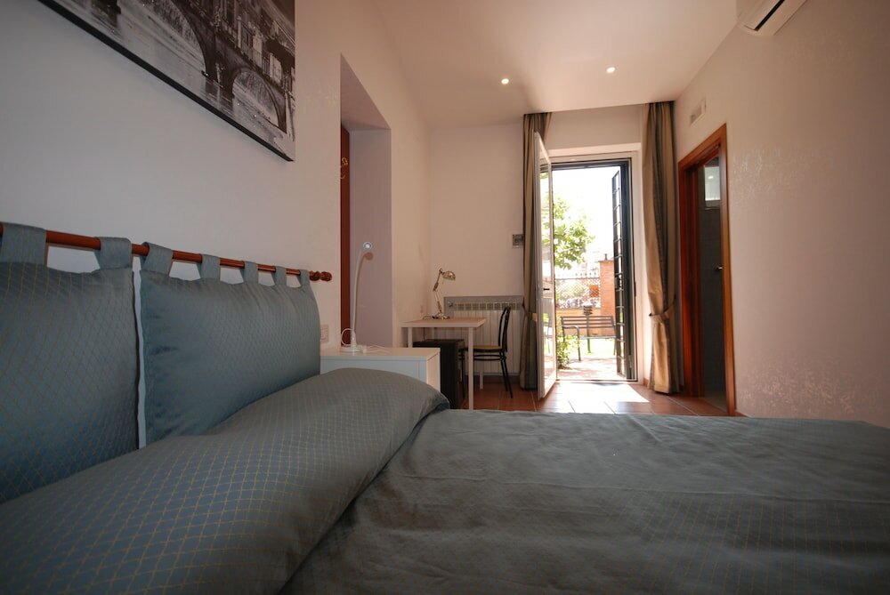 Фото L'Oasi al Pigneto - Guest House