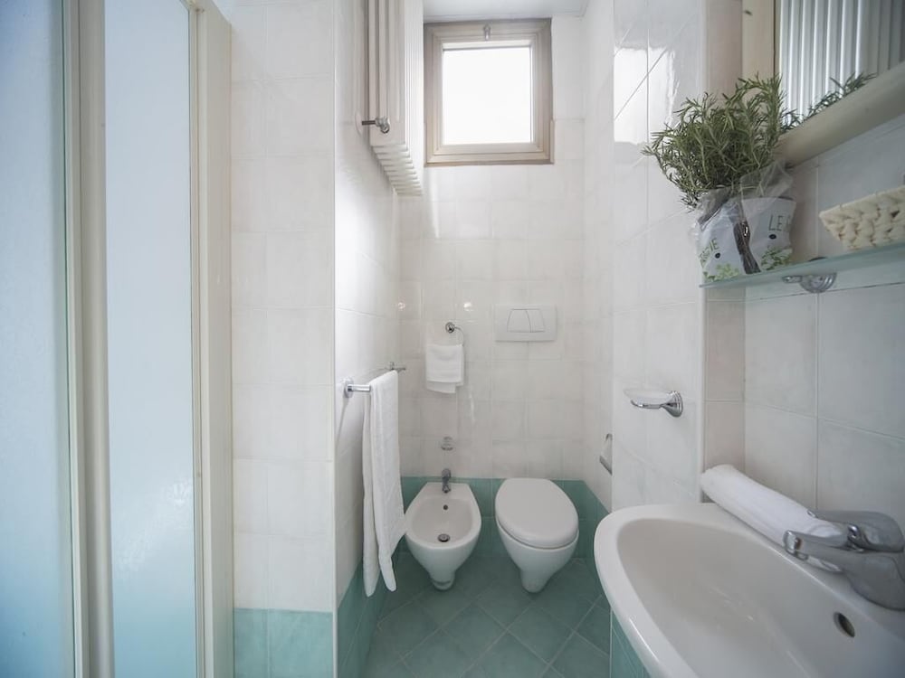 Фото Hotel Manola