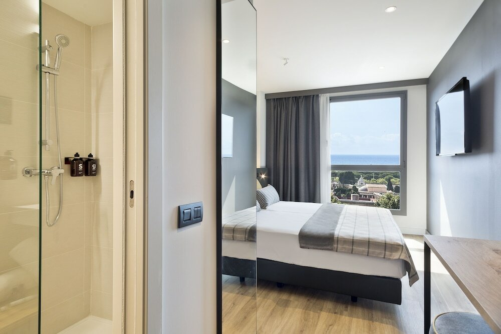 Фото Acta Voraport