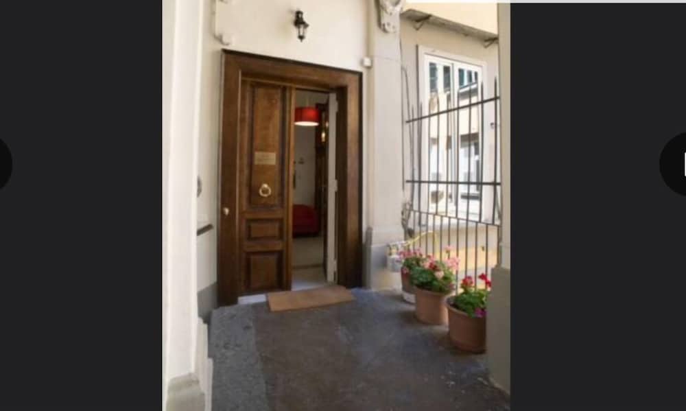 Фото B&b Napolimilionaria