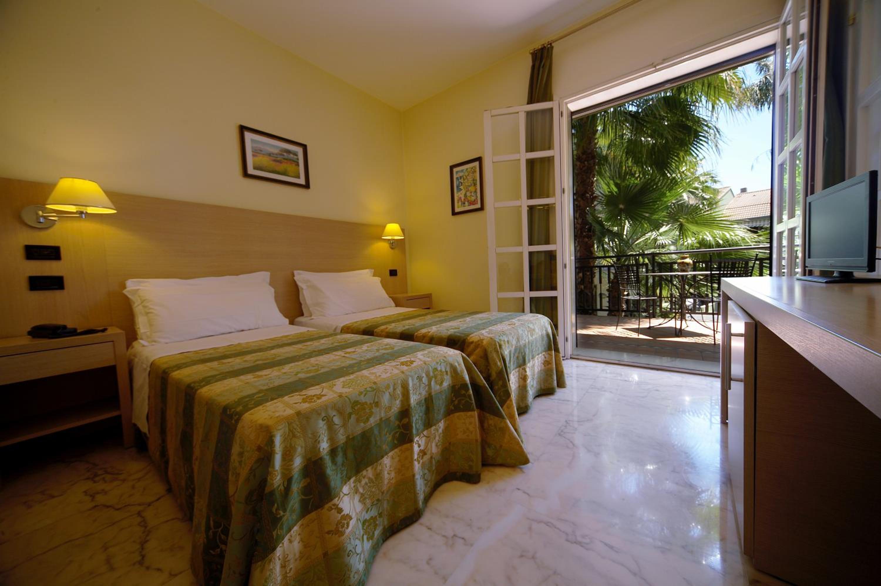 Фото Hotel Borgo Verde