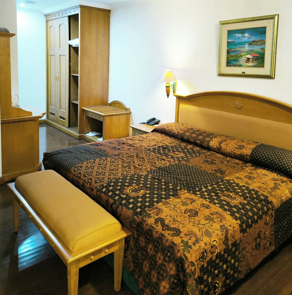 Фото Kresna Hotel Wonosobo