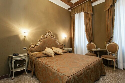 Внешний вид отеля Hotel Al Ponte Mocenigo в Венеции, фото 2