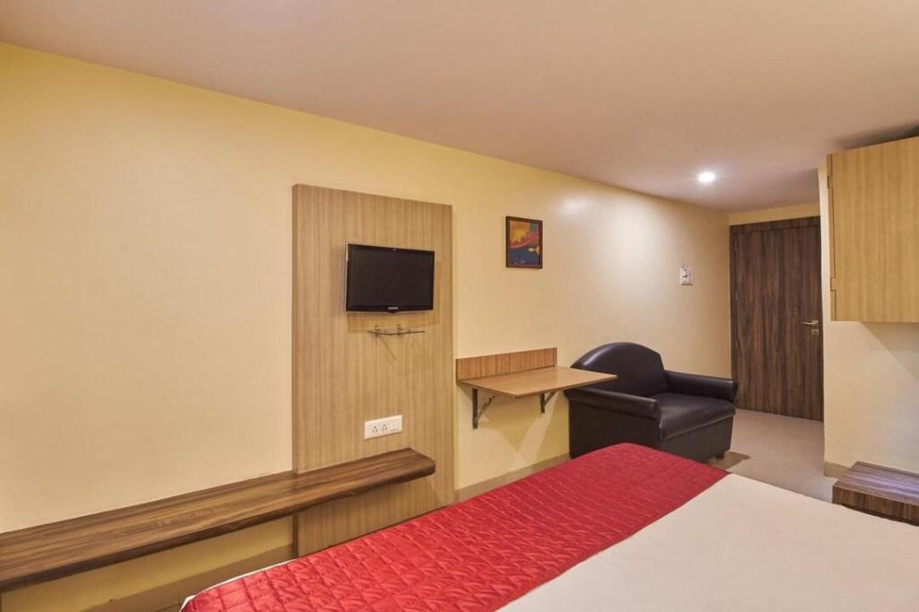 Фото Hotel Ratna Palace Residency