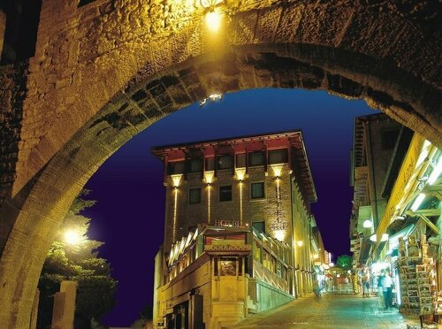 Внешний вид отеля Hotel Cesare в Городе Сан-Марино, фото 4