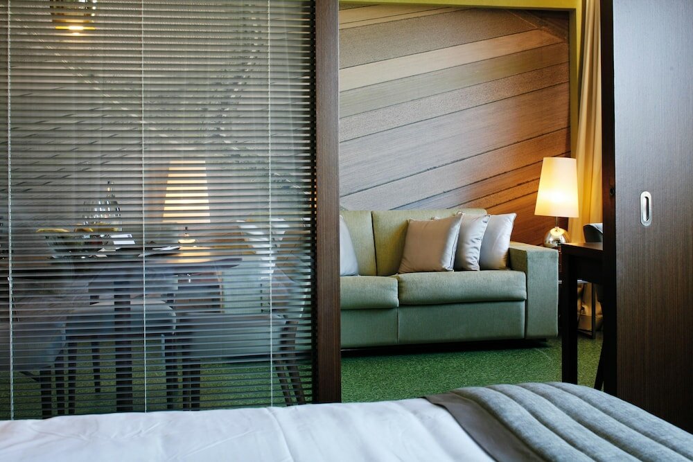 Фото Neya Lisboa Hotel