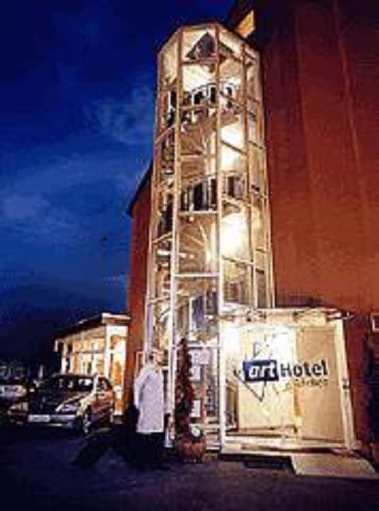 Фото отеля 3