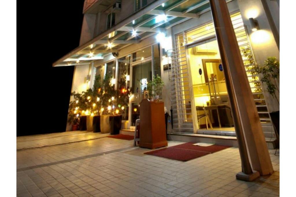 Hotel Townhouse Oak Avitel Hotel, Earth, photo