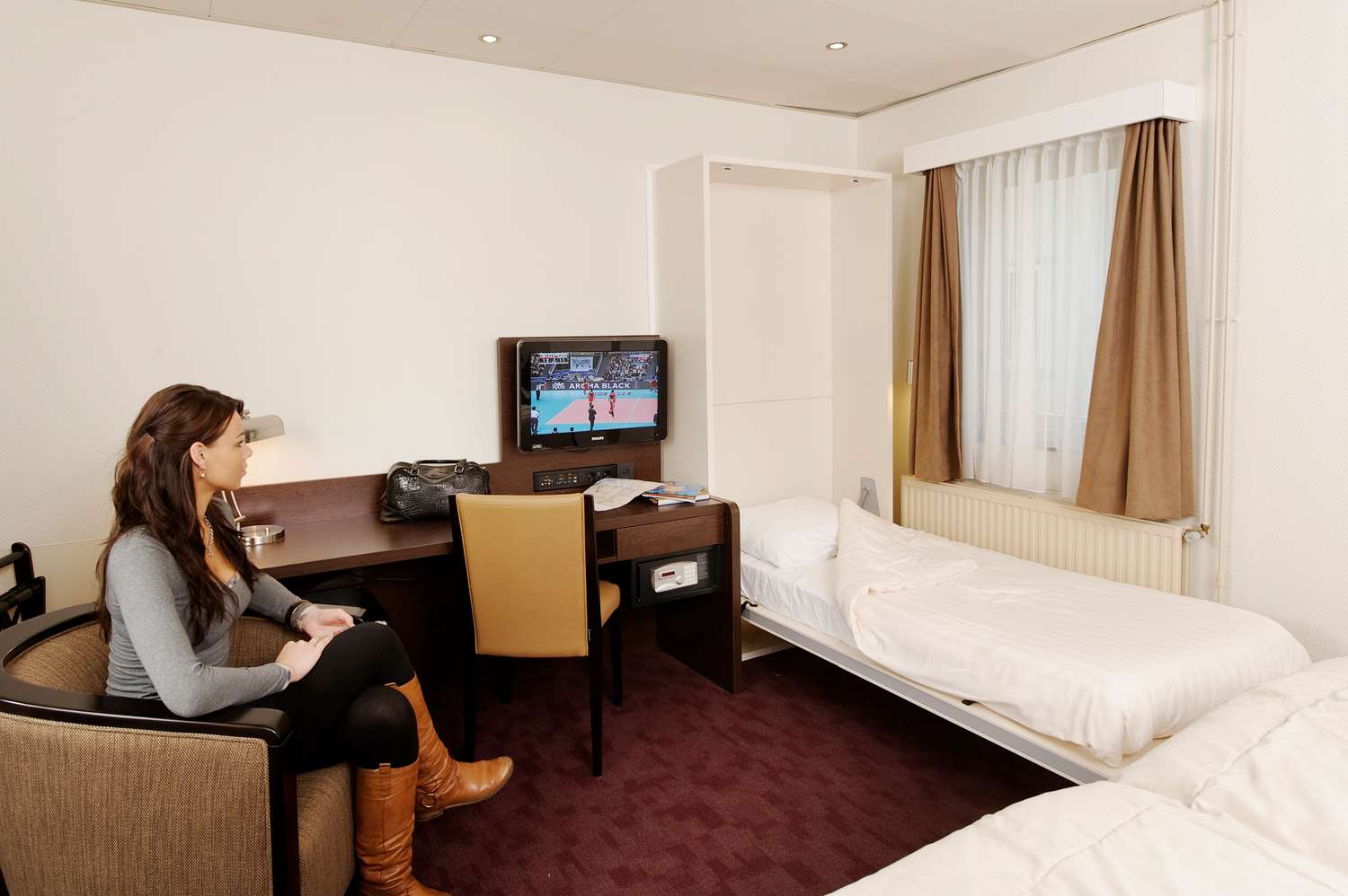 Фото Best Western Dam Square Inn