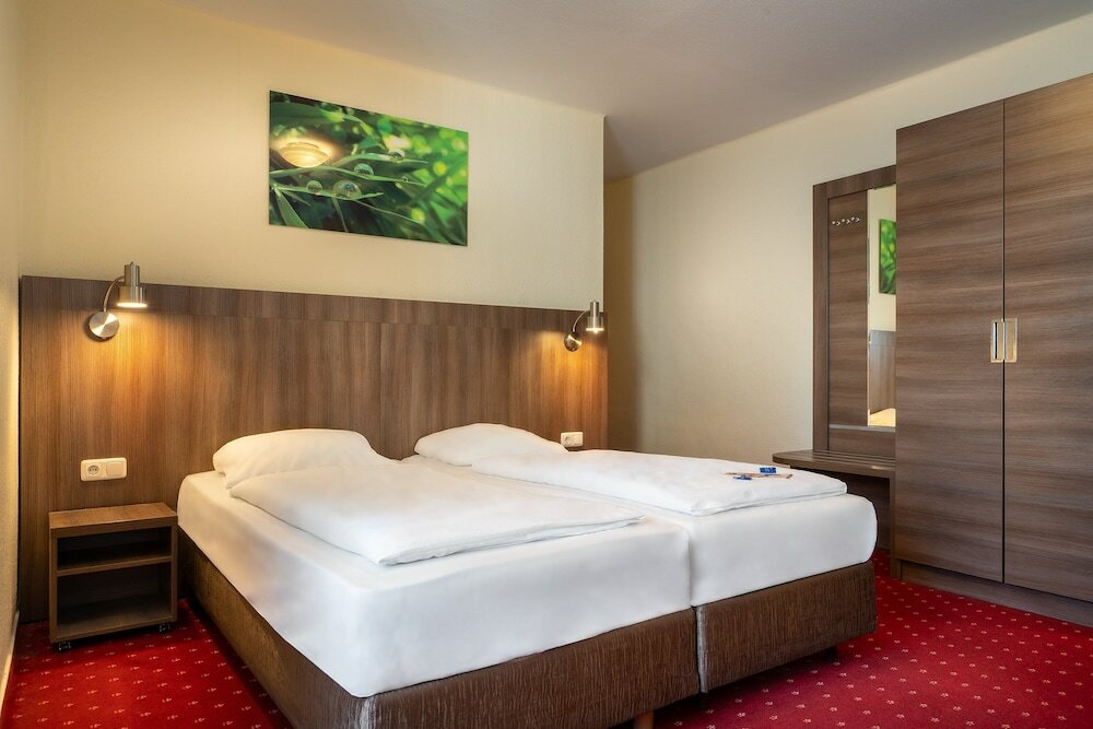 Фото Hotel Leonet