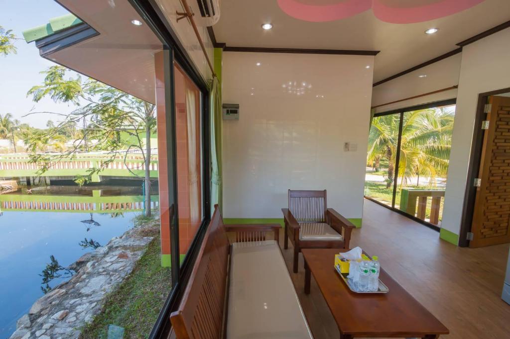 Фото Coconut Resort