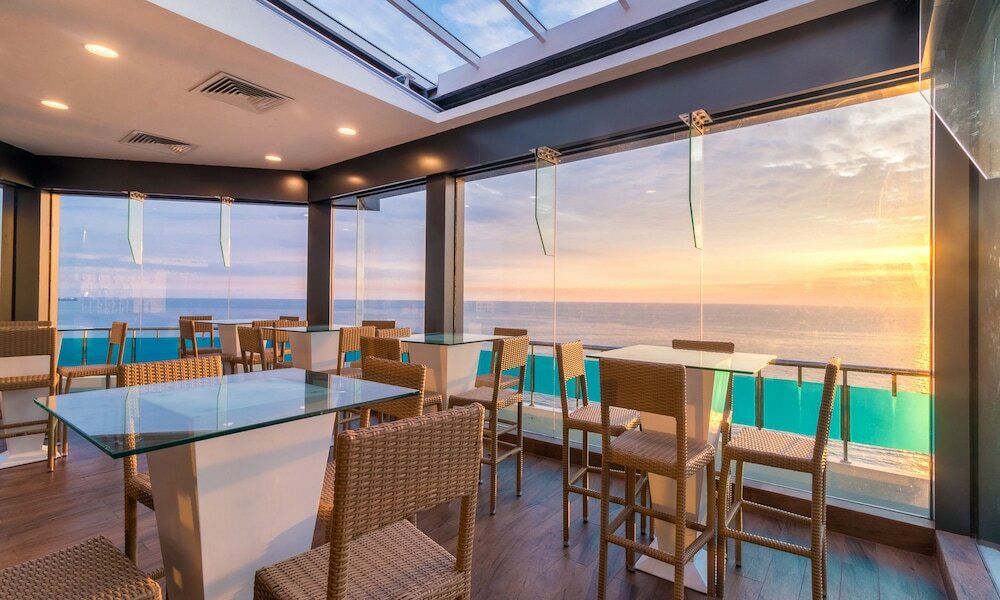 Фото Global Towers Hotel & Apartments