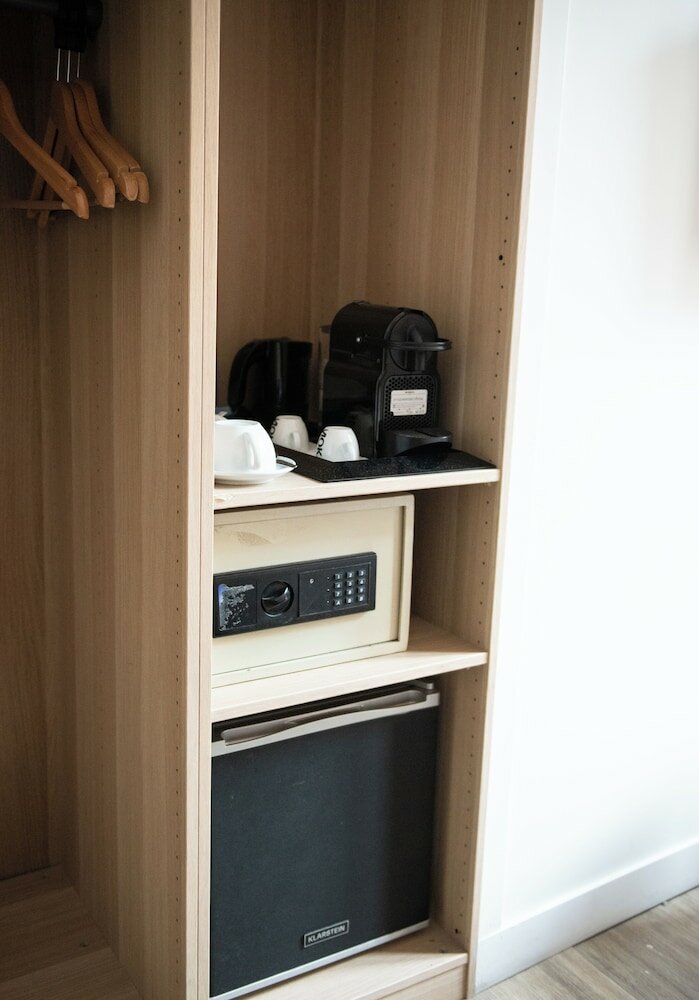 Фото Kyriad Marseille Centre Paradis