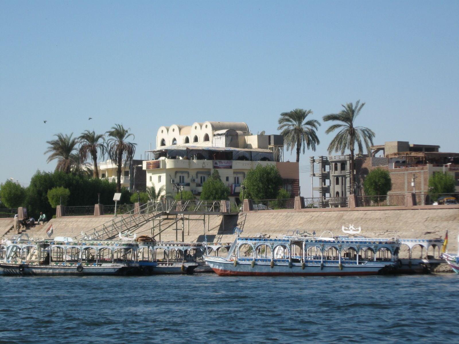 Фото Nile Valley Hotel & Restaurant