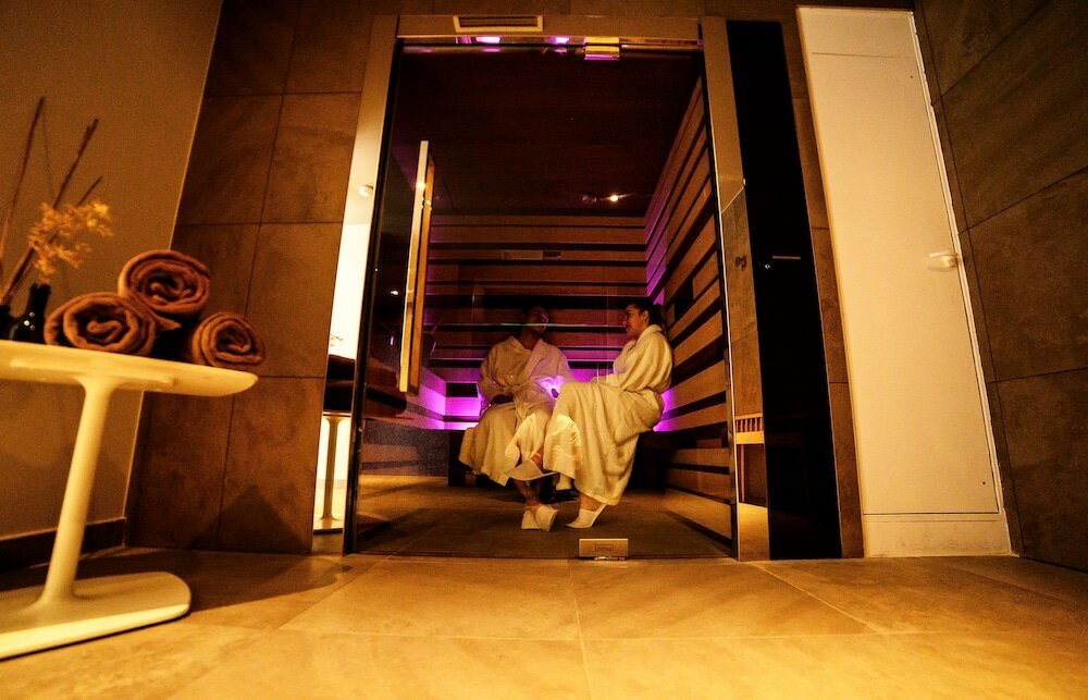 Фото Golden Tulip Montpellier Centre St Roch